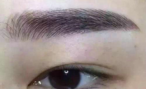 紋眉后顏色不自然怎么辦？